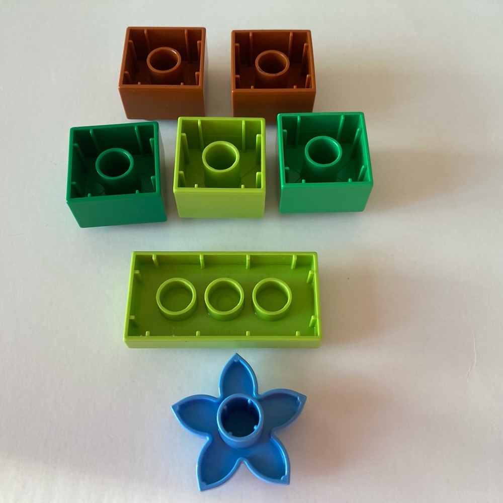 Lego Duplo Snow White Set - Picture 10 of 12